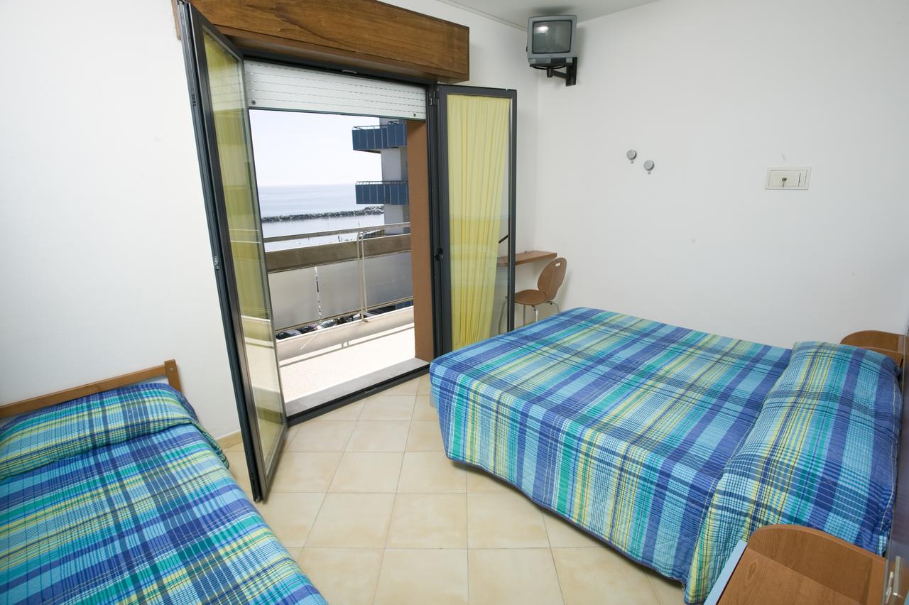 Hotel Semprini Bellaria-Igea Marina Exteriör bild