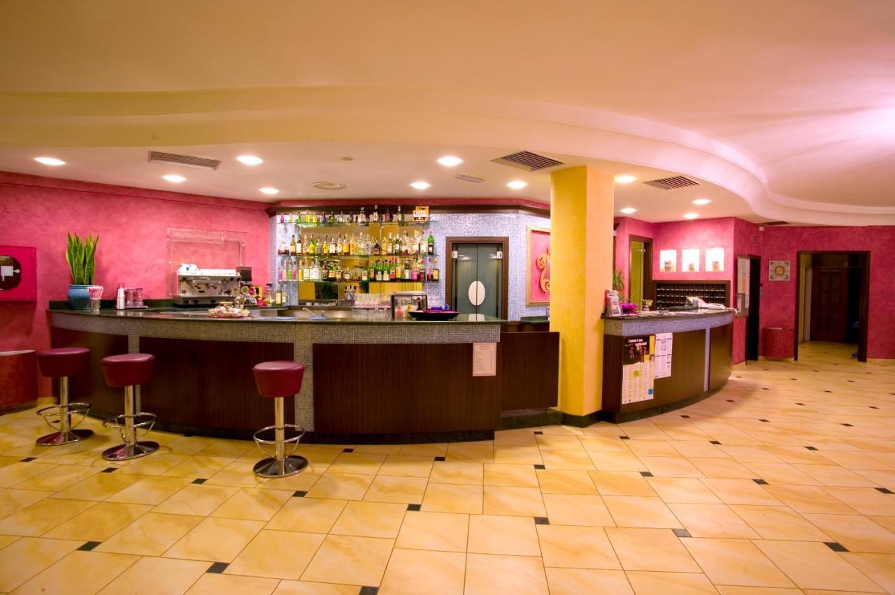 Hotel Semprini Bellaria-Igea Marina Exteriör bild