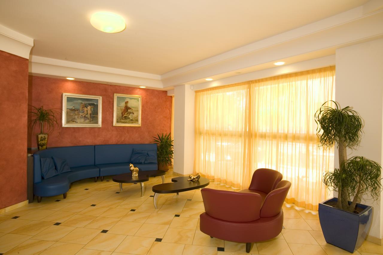Hotel Semprini Bellaria-Igea Marina Exteriör bild